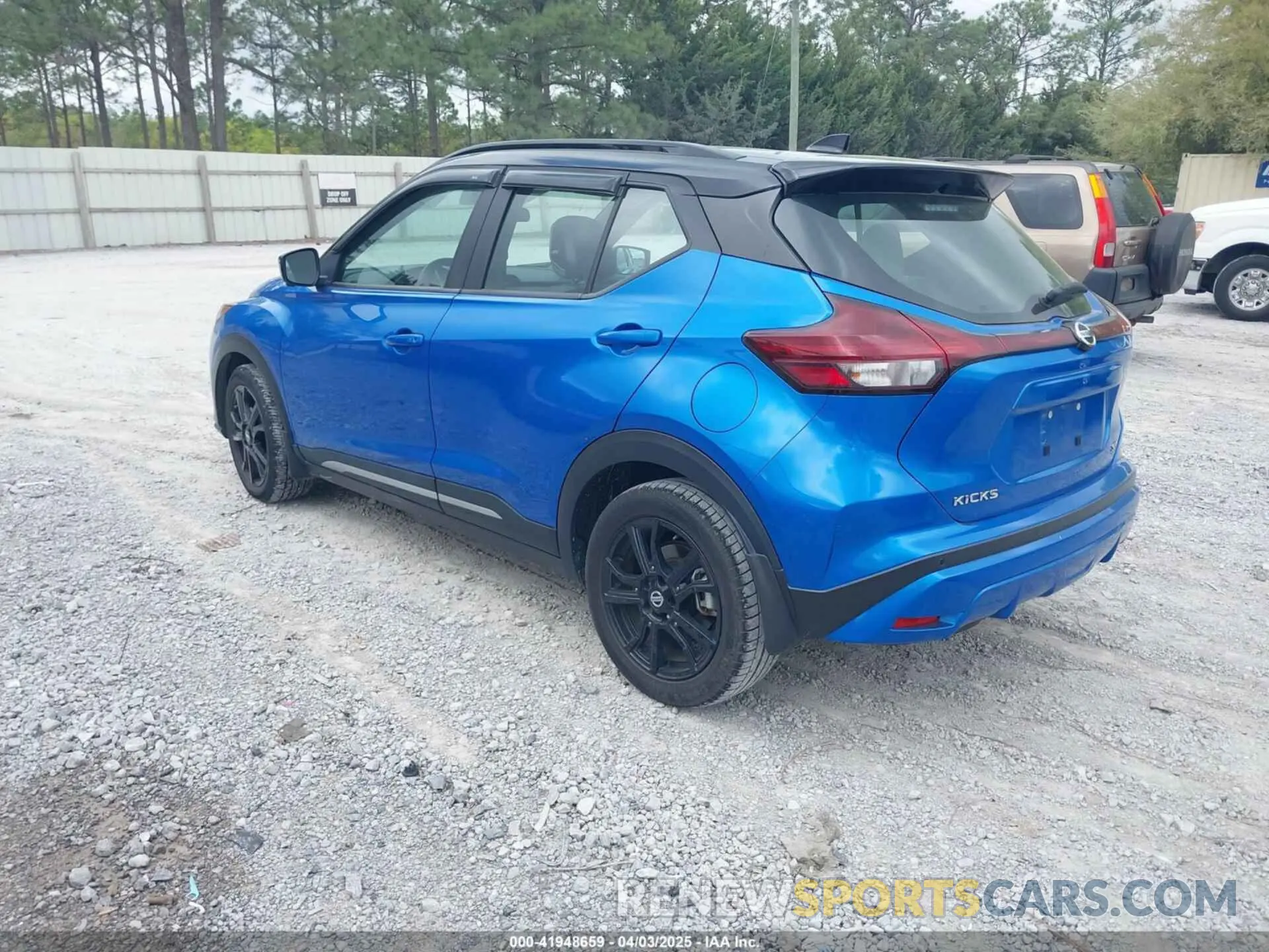 3 fotografías del automóvil dañado 3N1CP5DV2ML526220 NISSAN KICKS 2021