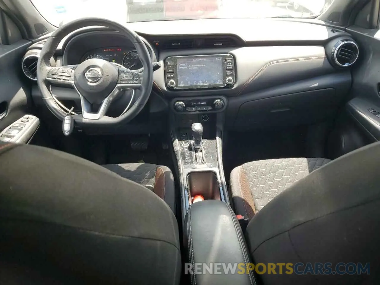 8 fotografías del automóvil dañado 3N1CP5DV3ML466545 NISSAN KICKS 2021
