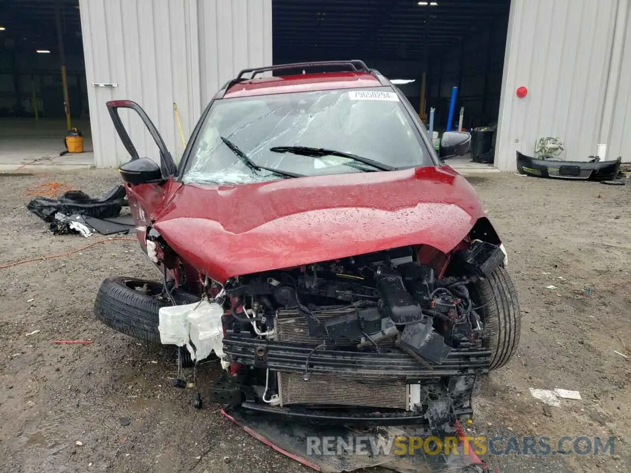 5 fotografías del automóvil dañado 3N1CP5DV3ML510656 NISSAN KICKS 2021