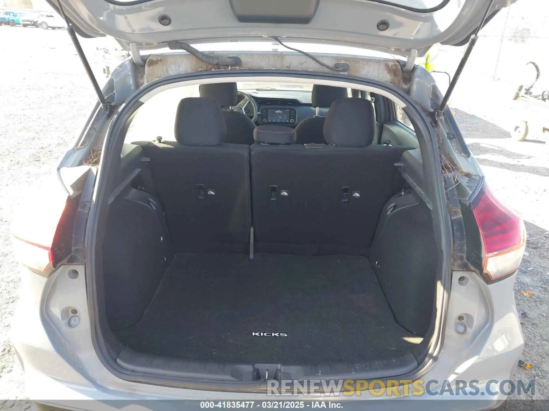 8 fotografías del automóvil dañado 3N1CP5DV3ML525917 NISSAN KICKS 2021