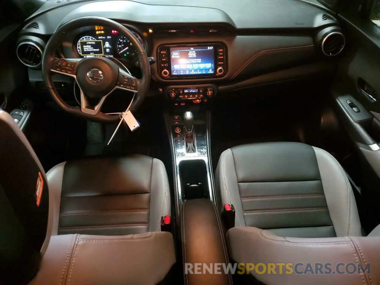 8 fotografías del automóvil dañado 3N1CP5DV3ML563826 NISSAN KICKS 2021