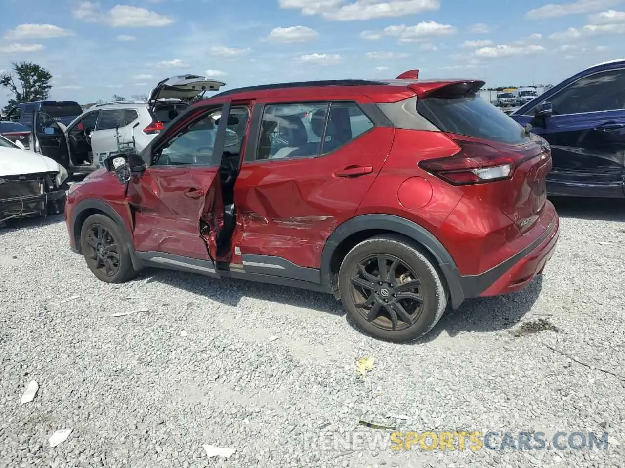 2 fotografías del automóvil dañado 3N1CP5DV4ML531564 NISSAN KICKS 2021