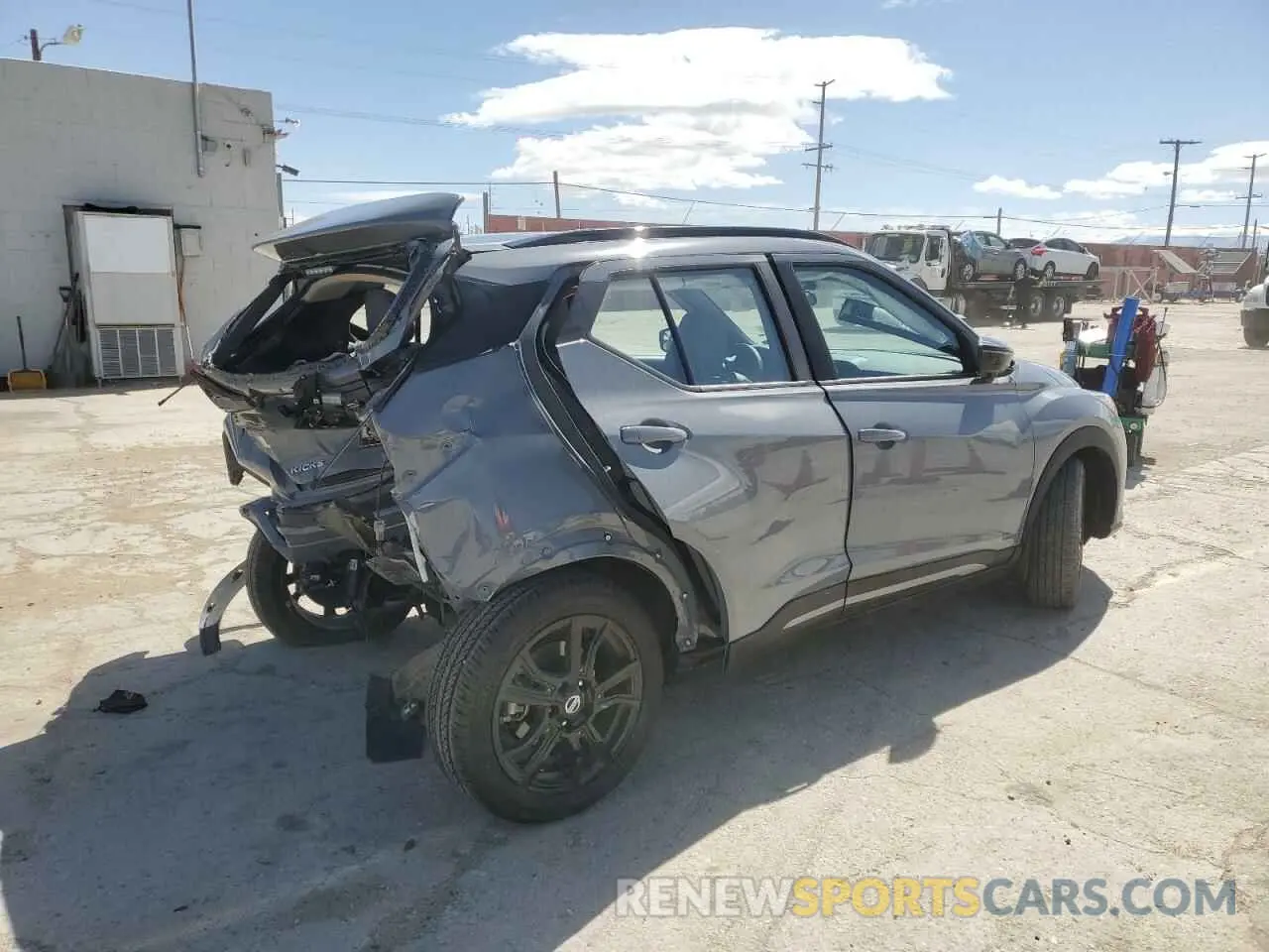 3 fotografías del automóvil dañado 3N1CP5DV4ML554214 NISSAN KICKS 2021
