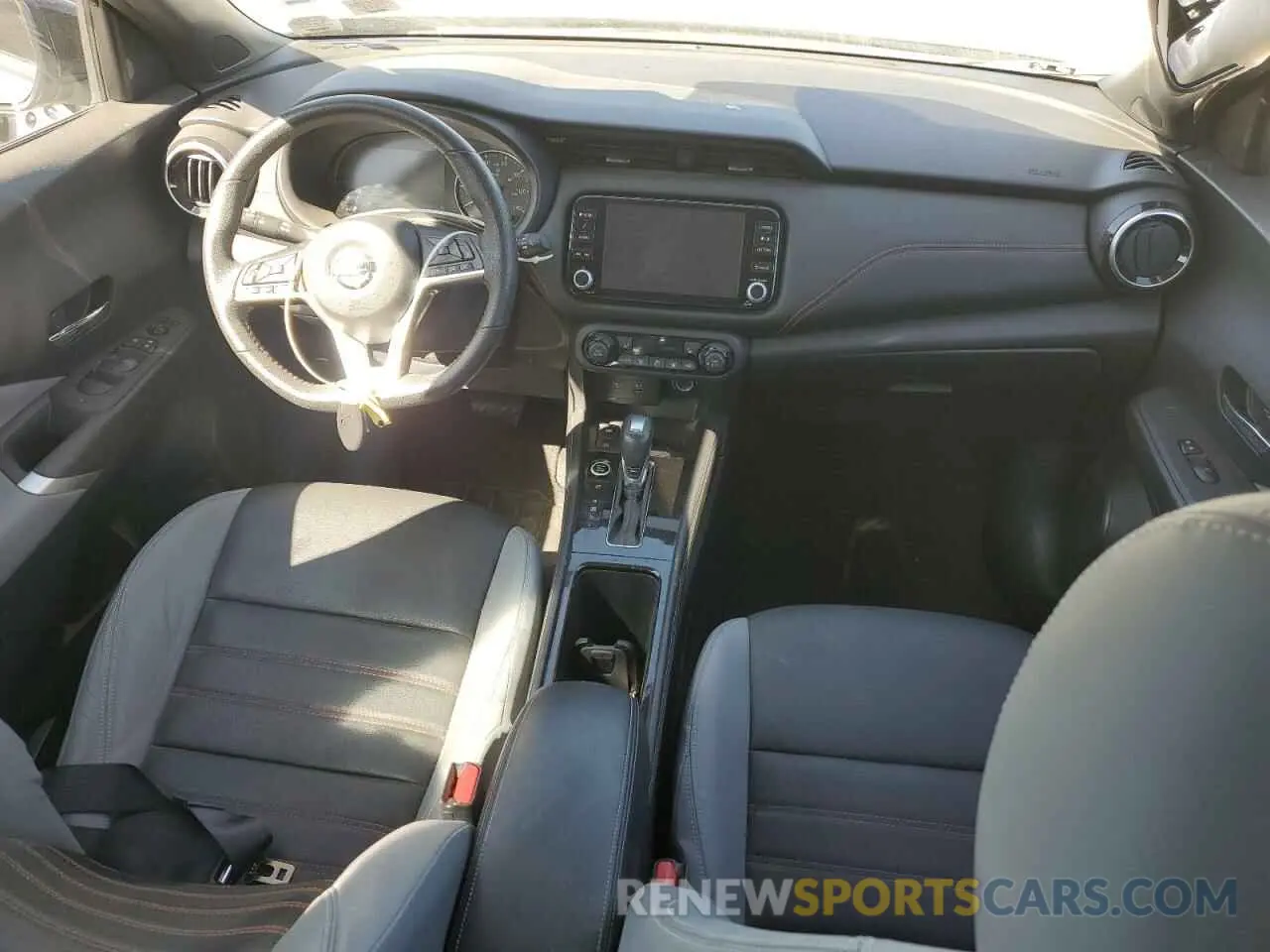 8 fotografías del automóvil dañado 3N1CP5DV4ML554214 NISSAN KICKS 2021