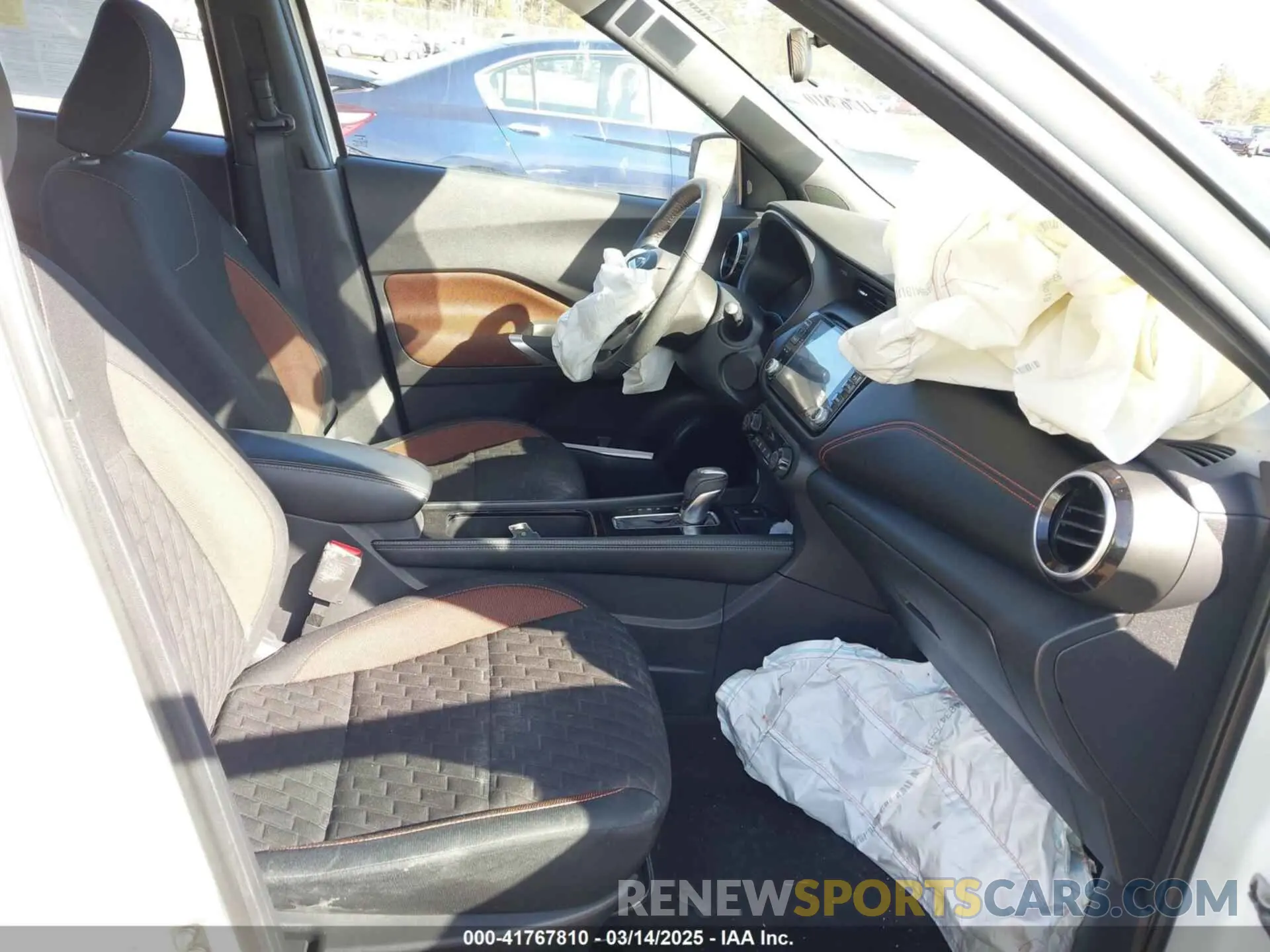 5 fotografías del automóvil dañado 3N1CP5DV5ML466417 NISSAN KICKS 2021