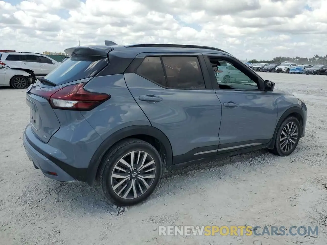 3 fotografías del automóvil dañado 3N1CP5DV5ML556425 NISSAN KICKS 2021