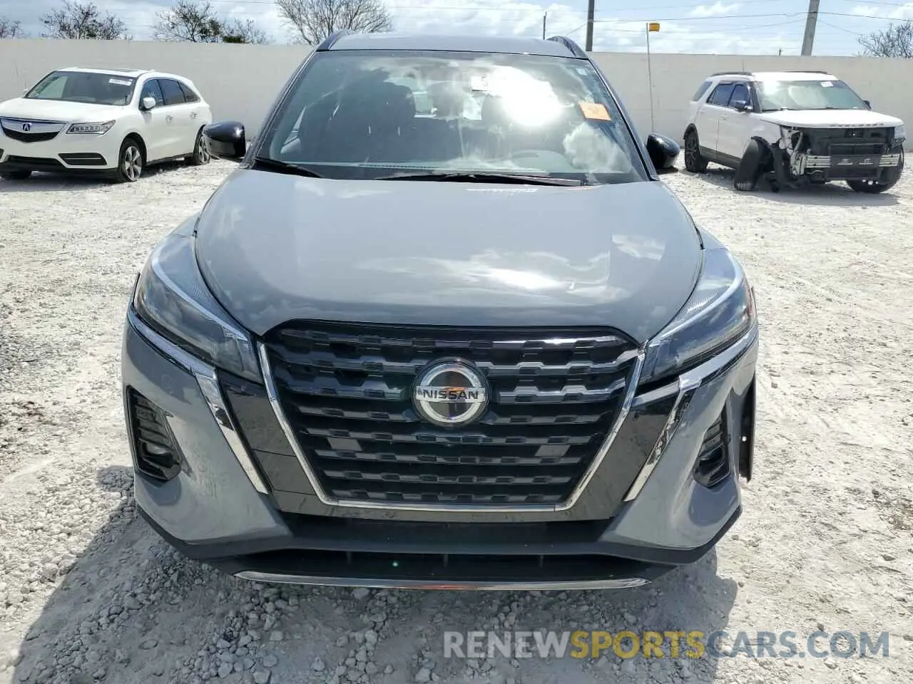 5 fotografías del automóvil dañado 3N1CP5DV5ML556425 NISSAN KICKS 2021