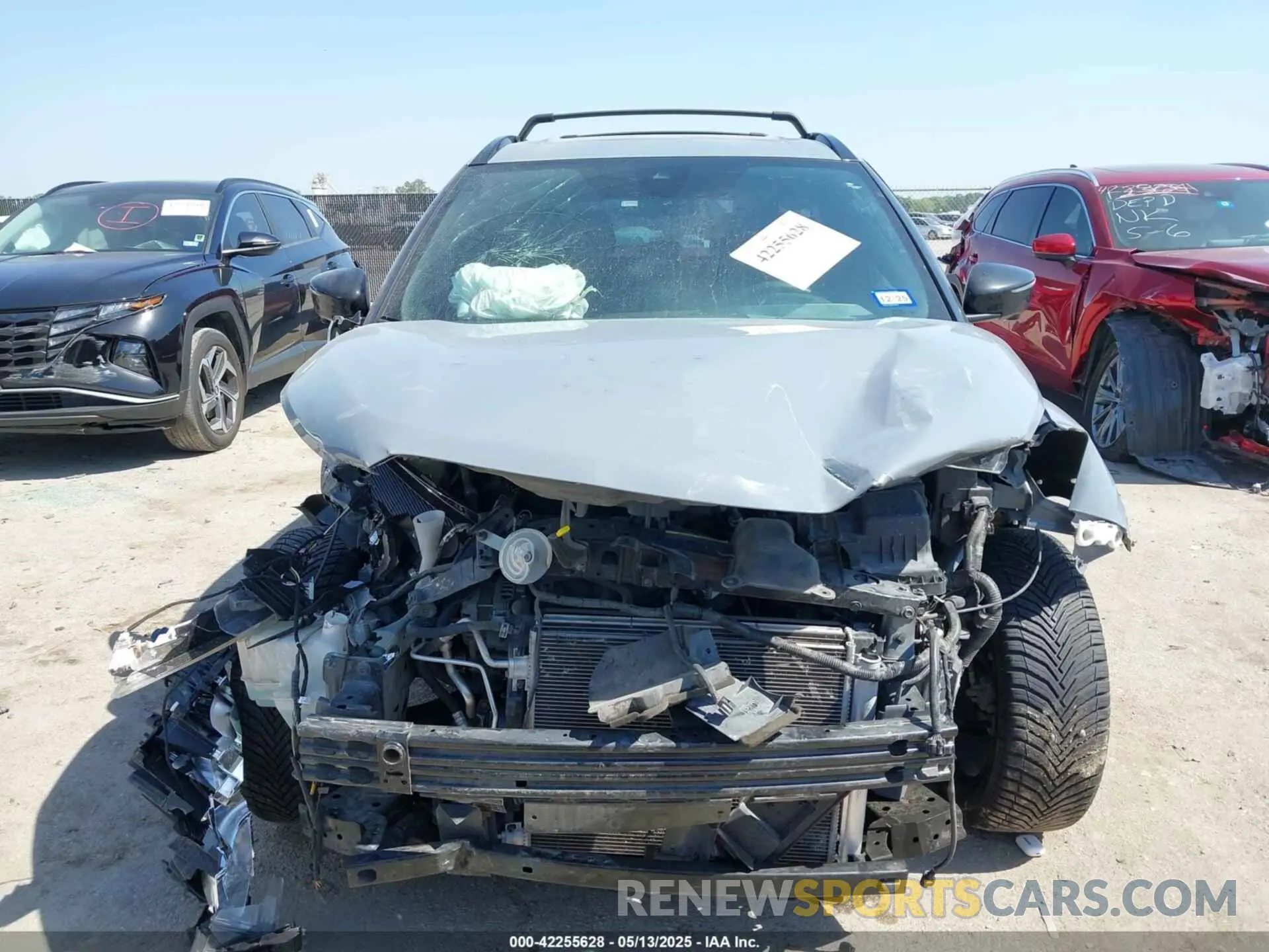 12 fotografías del automóvil dañado 3N1CP5DV6ML518668 NISSAN KICKS 2021