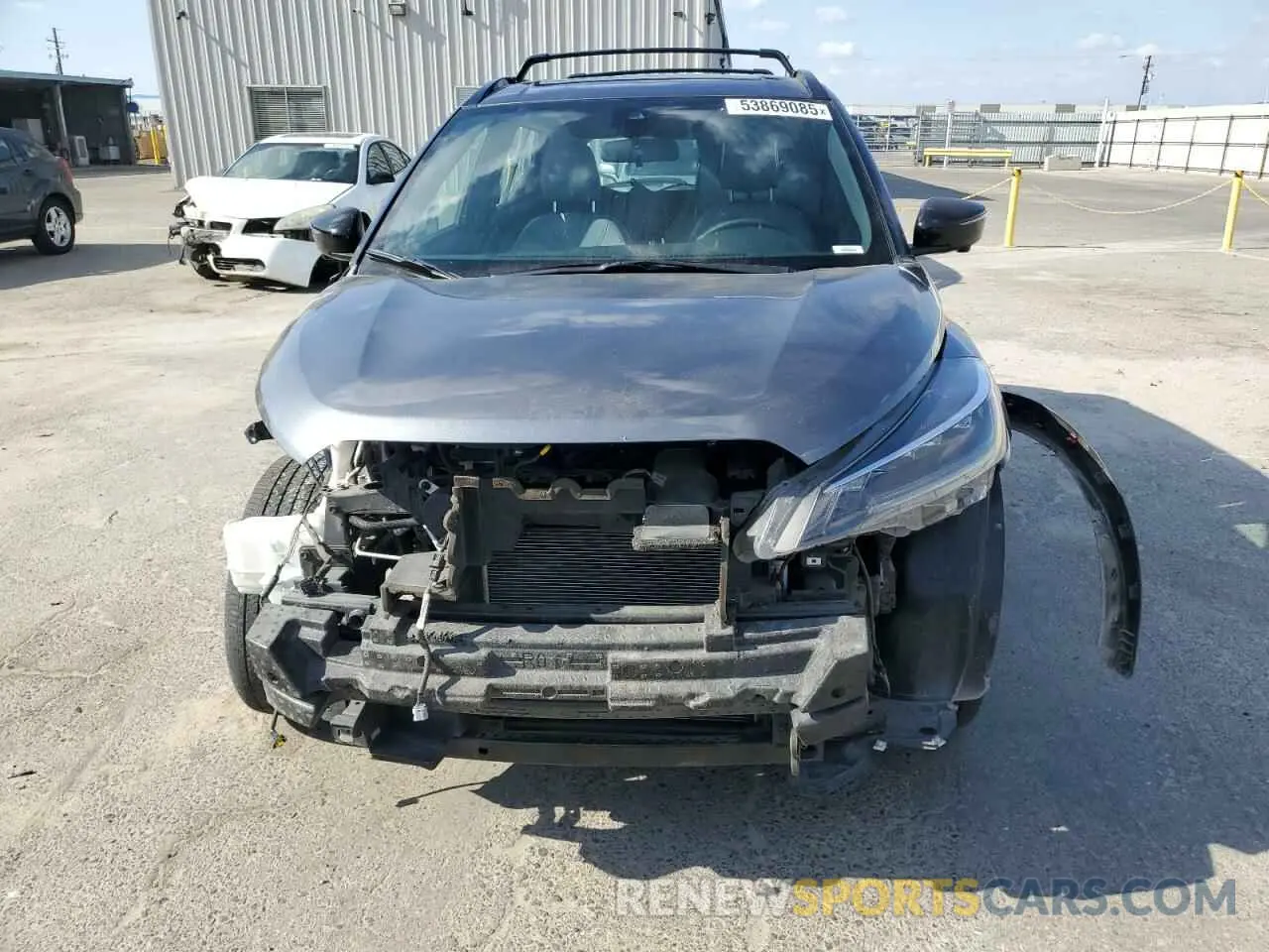 5 fotografías del automóvil dañado 3N1CP5DV6ML524230 NISSAN KICKS 2021