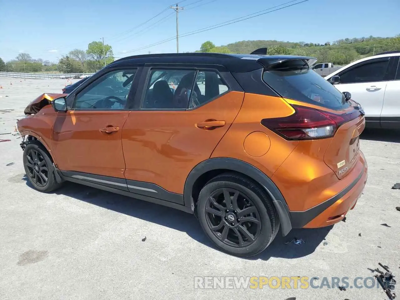 2 fotografías del automóvil dañado 3N1CP5DV6ML547121 NISSAN KICKS 2021