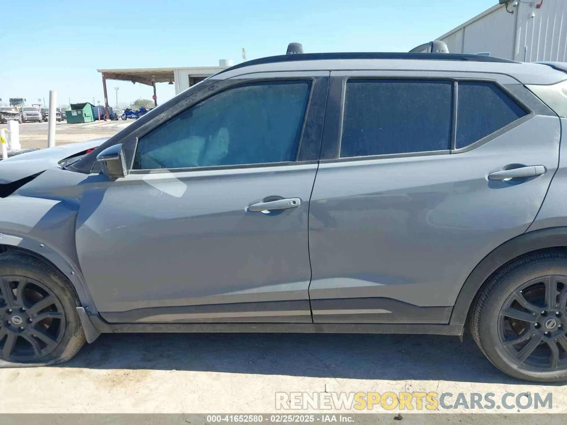15 fotografías del automóvil dañado 3N1CP5DV7ML556734 NISSAN KICKS 2021