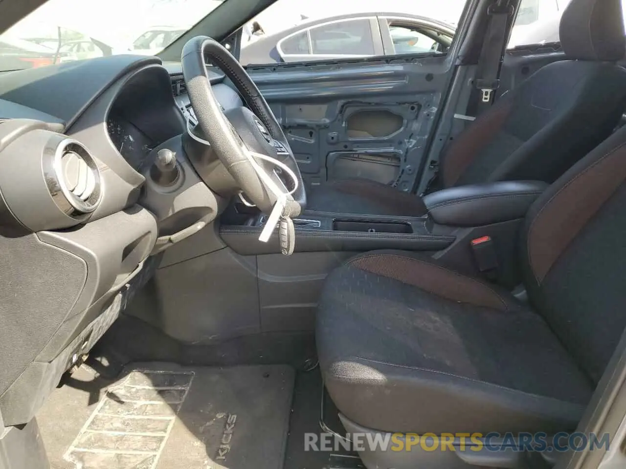 7 fotografías del automóvil dañado 3N1CP5DV8ML474978 NISSAN KICKS 2021