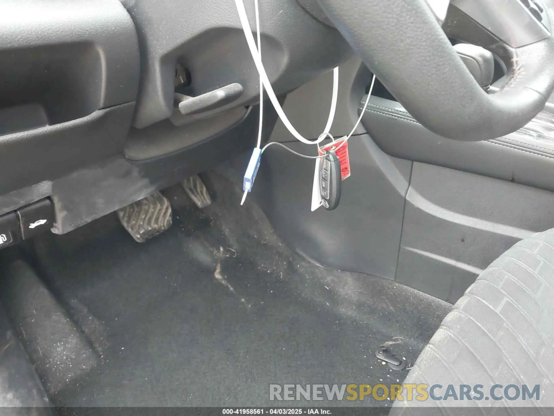 11 fotografías del automóvil dañado 3N1CP5DV8ML475080 NISSAN KICKS 2021