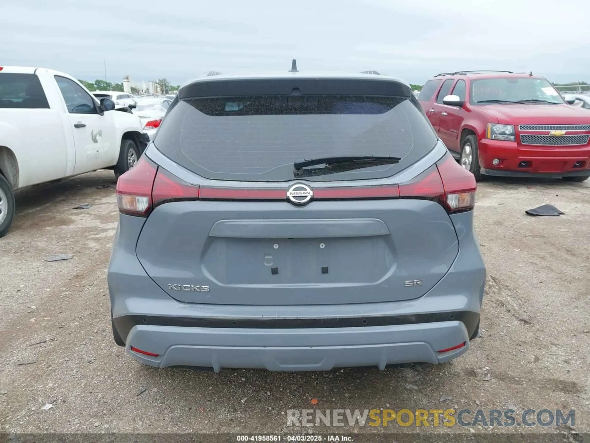 16 fotografías del automóvil dañado 3N1CP5DV8ML475080 NISSAN KICKS 2021