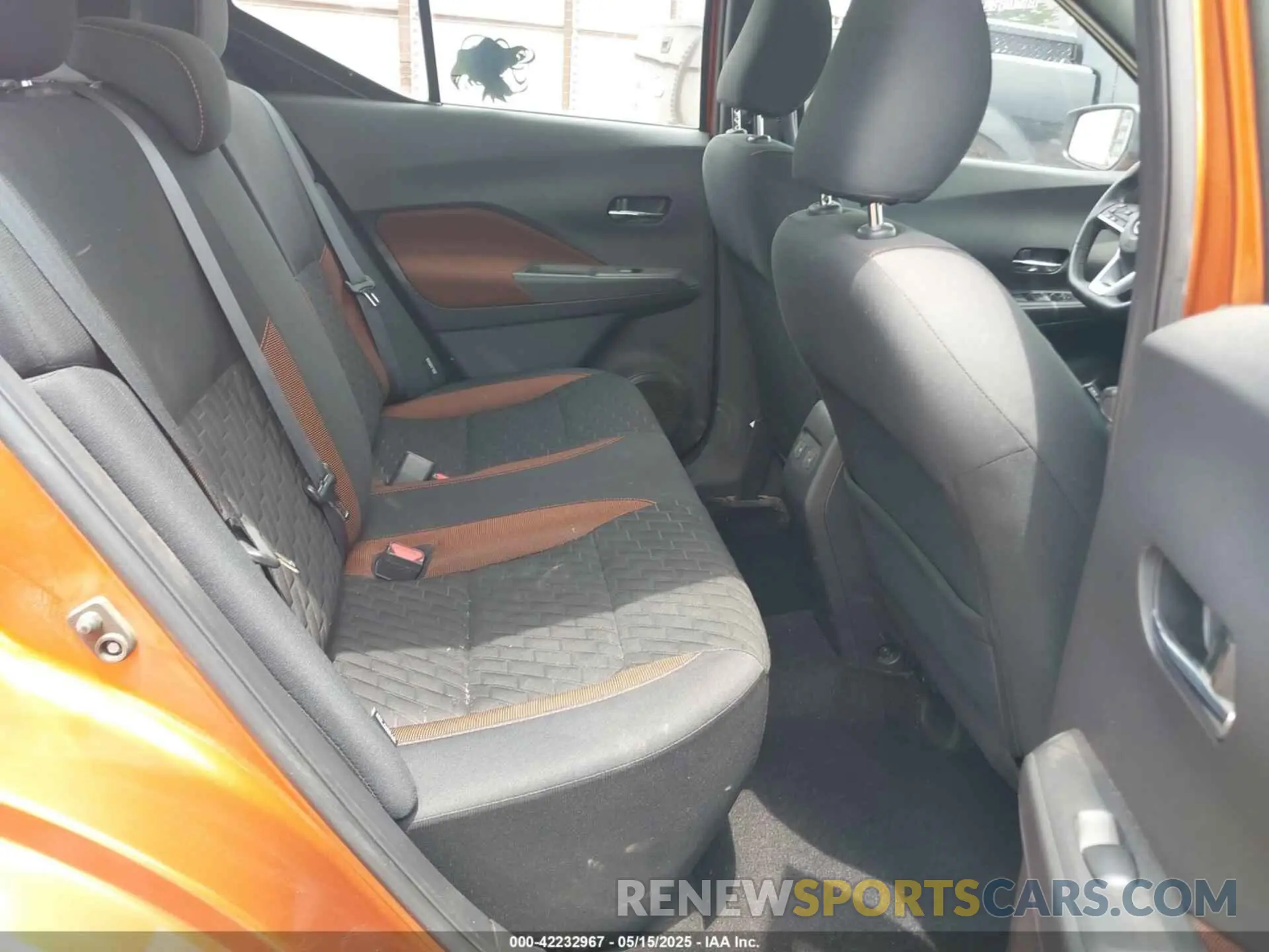 8 fotografías del automóvil dañado 3N1CP5DV9ML508992 NISSAN KICKS 2021
