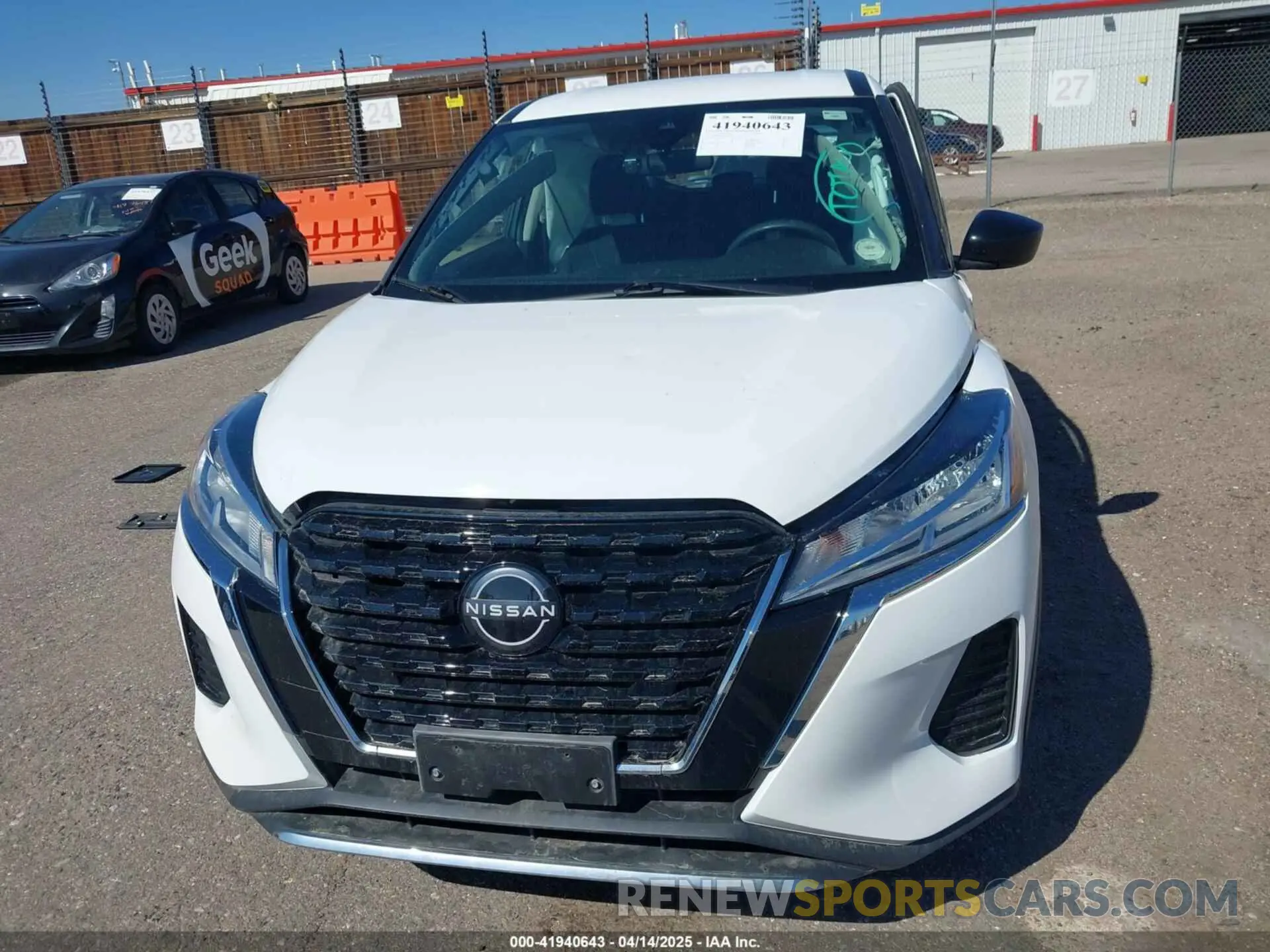 12 fotografías del automóvil dañado 3N1CP5BV0NL518752 NISSAN KICKS 2022