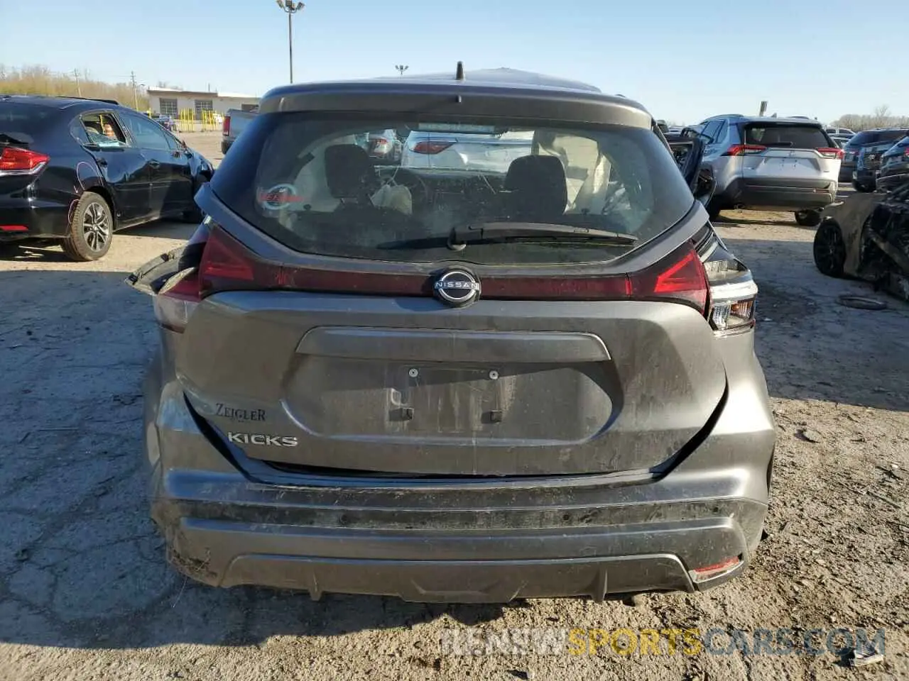 6 fotografías del automóvil dañado 3N1CP5BV1NL484000 NISSAN KICKS 2022