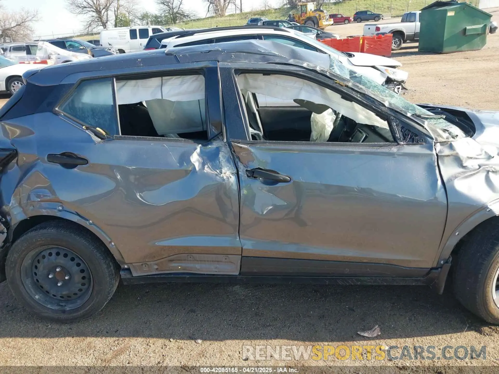 13 fotografías del automóvil dañado 3N1CP5BV2NL498598 NISSAN KICKS 2022