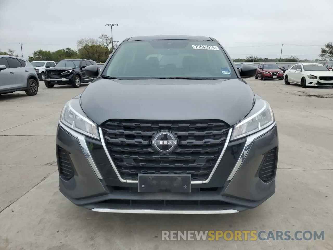 5 fotografías del automóvil dañado 3N1CP5BV3NL483513 NISSAN KICKS 2022