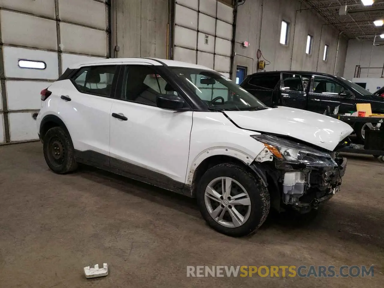 4 fotografías del automóvil dañado 3N1CP5BV3NL487786 NISSAN KICKS 2022