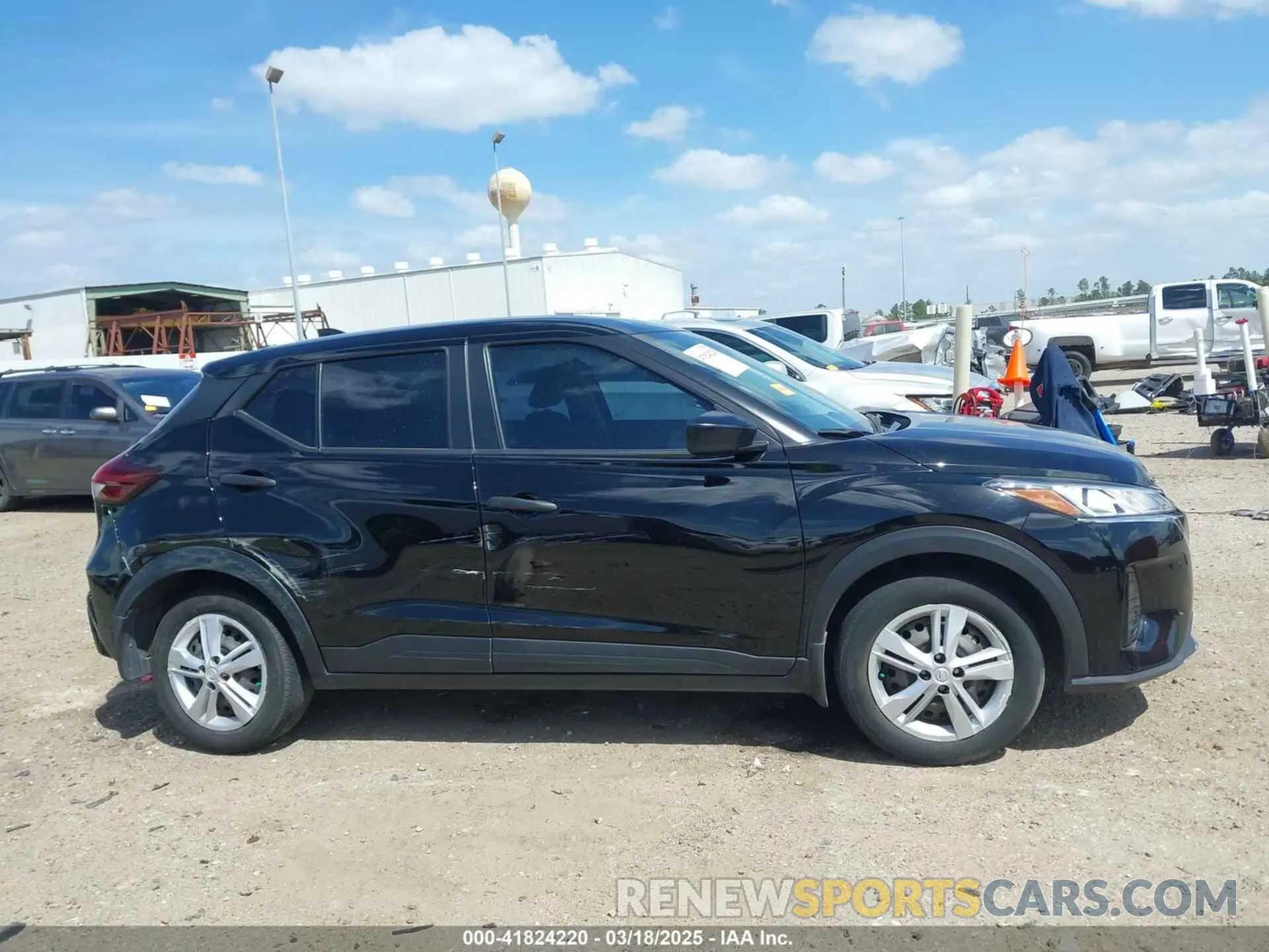 13 fotografías del automóvil dañado 3N1CP5BV3NL514002 NISSAN KICKS 2022