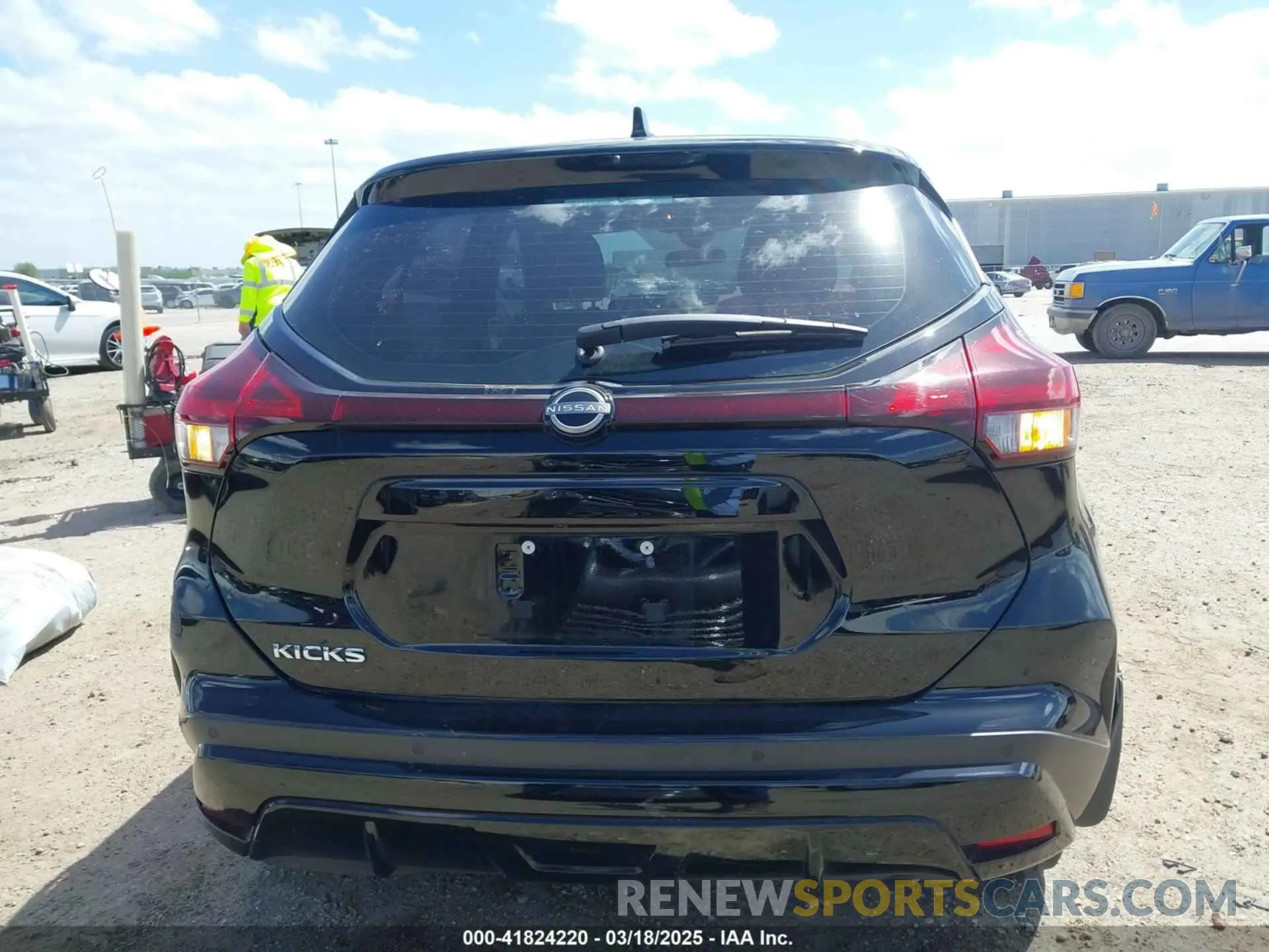 16 fotografías del automóvil dañado 3N1CP5BV3NL514002 NISSAN KICKS 2022
