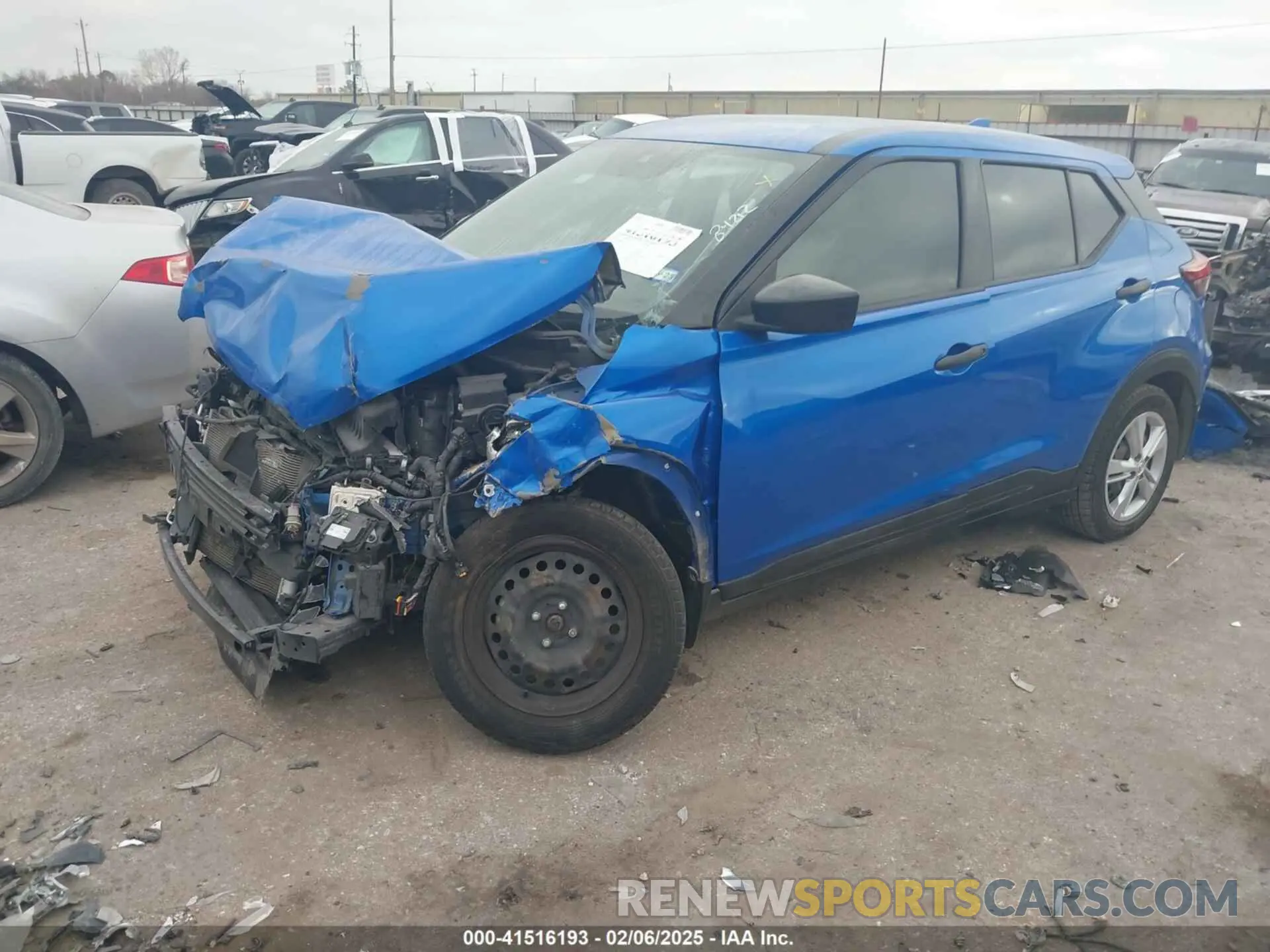 2 fotografías del automóvil dañado 3N1CP5BV4NL511691 NISSAN KICKS 2022