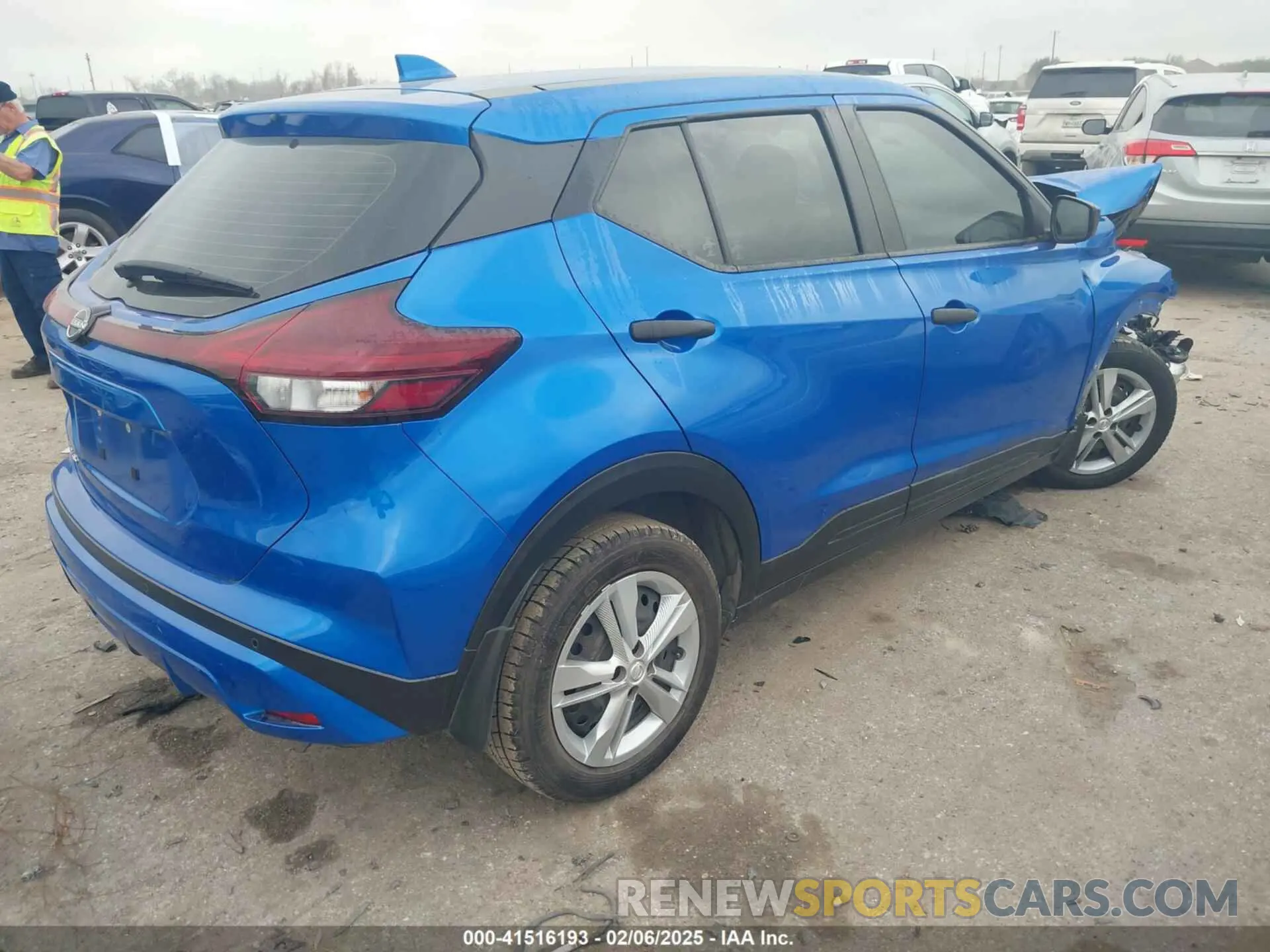 4 fotografías del automóvil dañado 3N1CP5BV4NL511691 NISSAN KICKS 2022