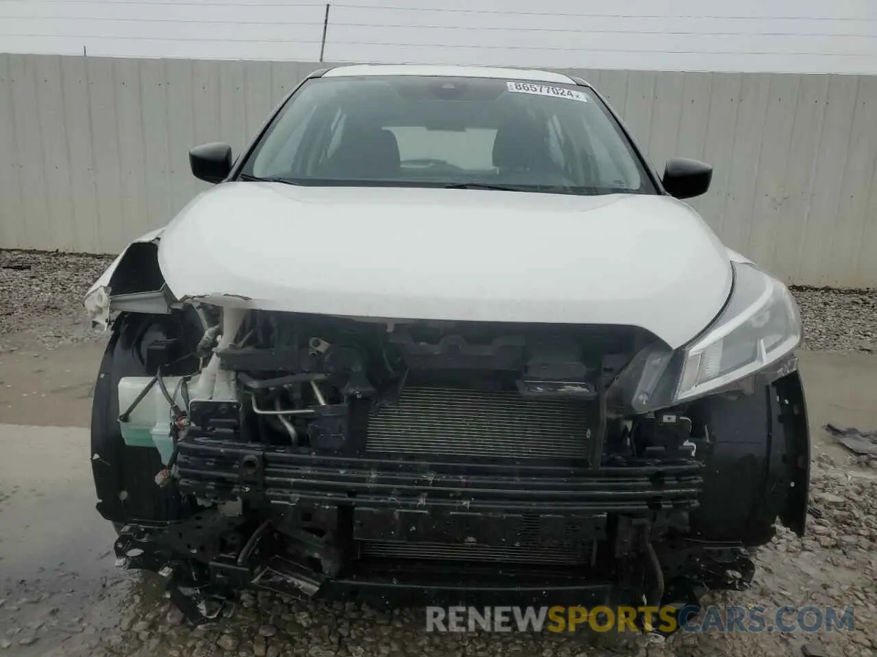 5 fotografías del automóvil dañado 3N1CP5BV5NL486753 NISSAN KICKS 2022