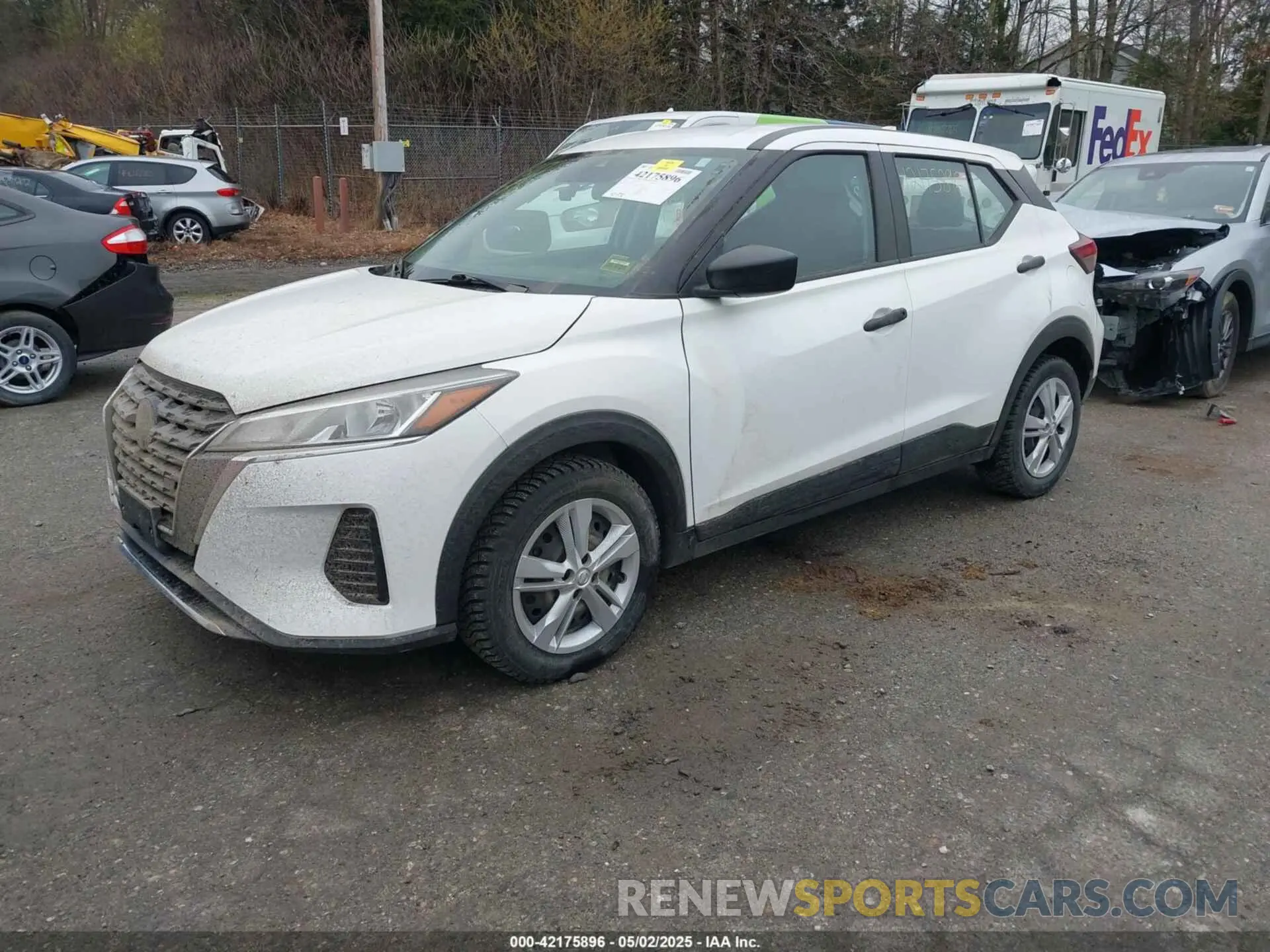 2 fotografías del automóvil dañado 3N1CP5BV5NL506726 NISSAN KICKS 2022