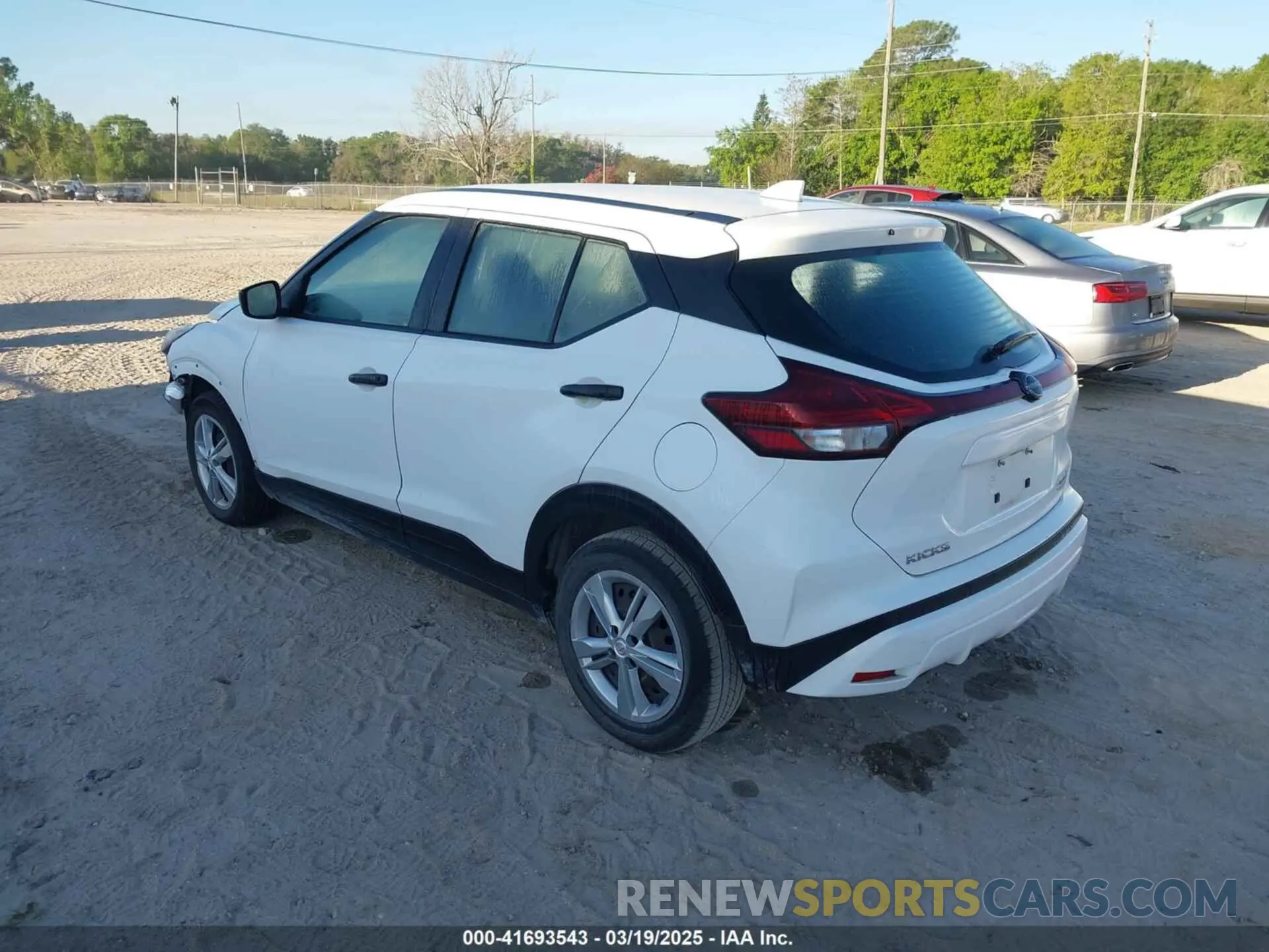 3 fotografías del automóvil dañado 3N1CP5BV5NL518813 NISSAN KICKS 2022