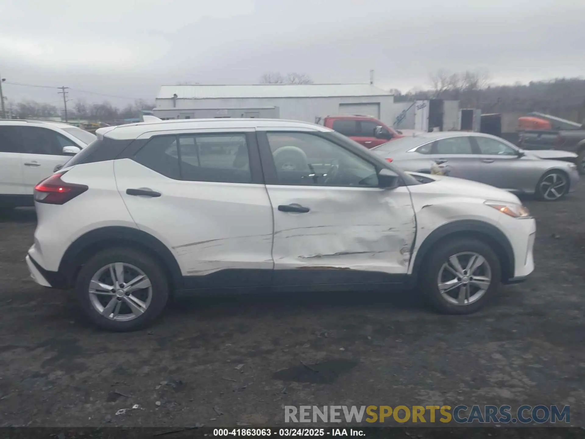 13 fotografías del automóvil dañado 3N1CP5BV5NL528712 NISSAN KICKS 2022