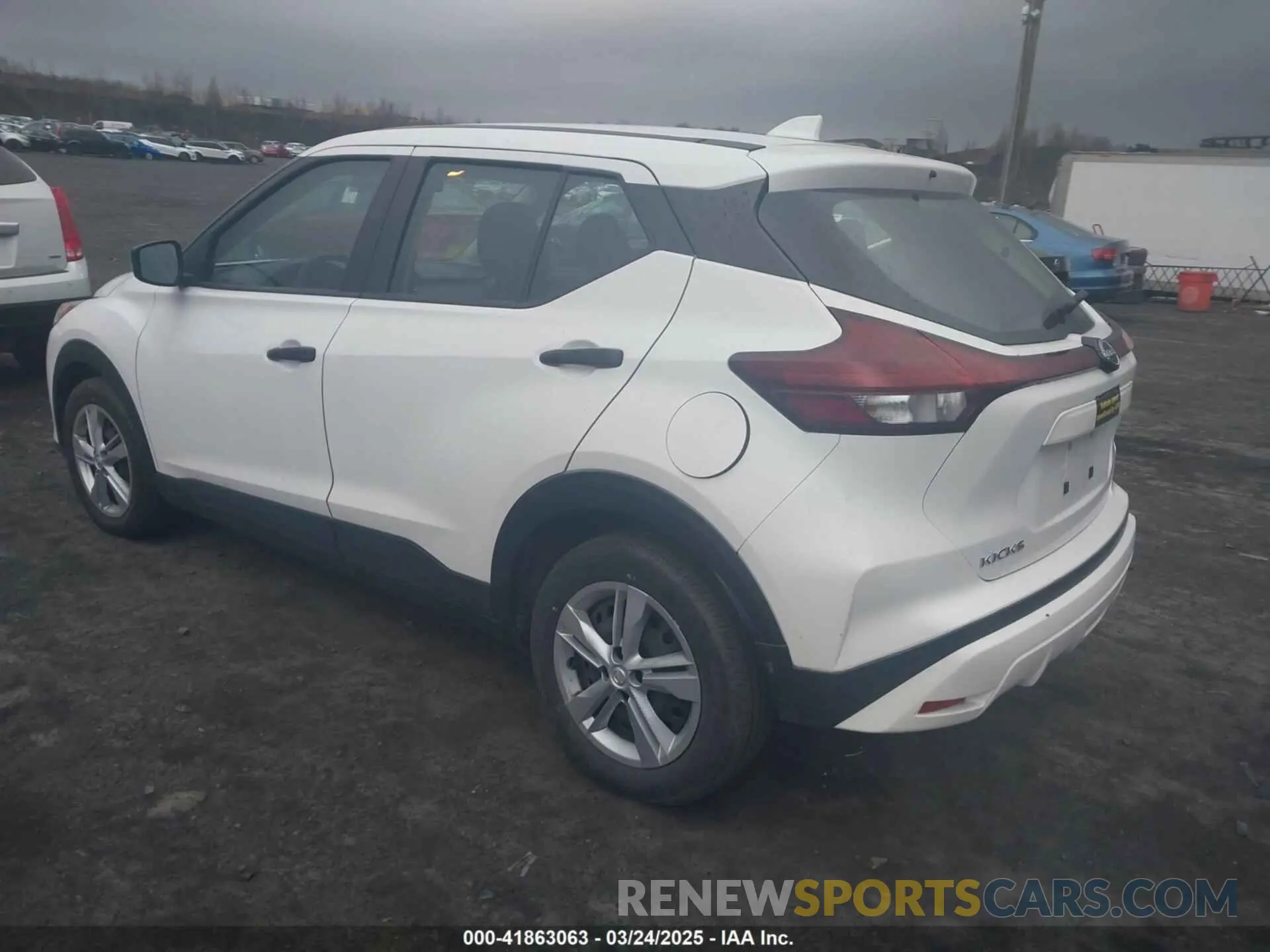 3 fotografías del automóvil dañado 3N1CP5BV5NL528712 NISSAN KICKS 2022