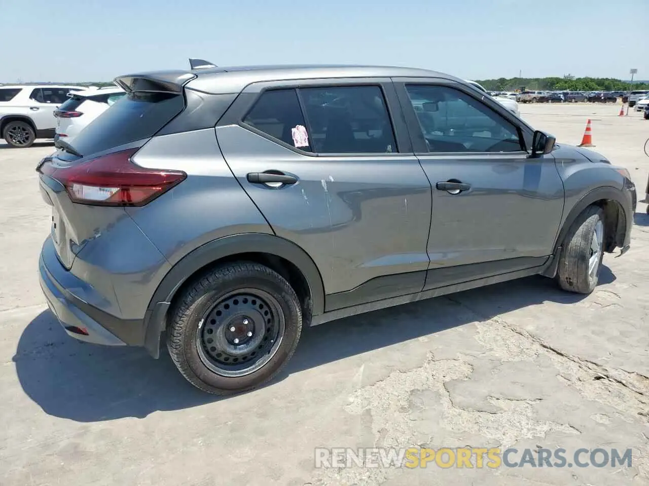 3 fotografías del automóvil dañado 3N1CP5BV6NL475308 NISSAN KICKS 2022