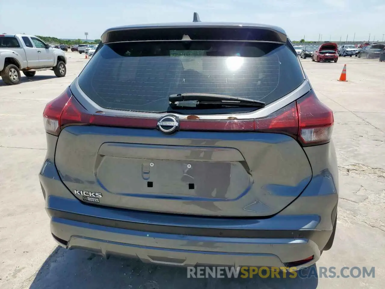 6 fotografías del automóvil dañado 3N1CP5BV6NL475308 NISSAN KICKS 2022