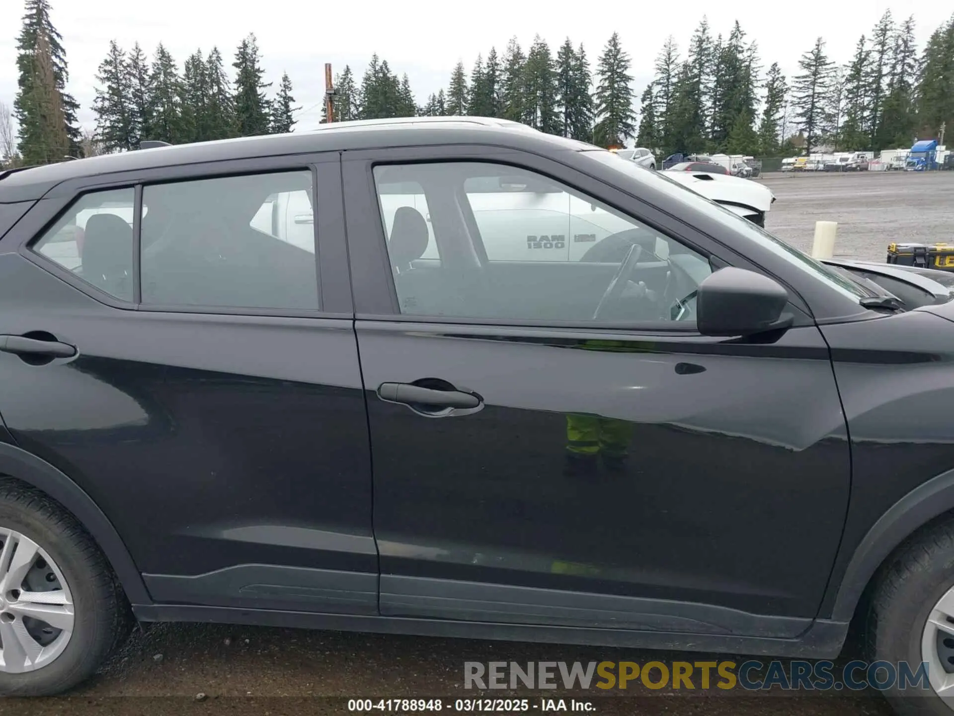 14 fotografías del automóvil dañado 3N1CP5BV6NL516651 NISSAN KICKS 2022