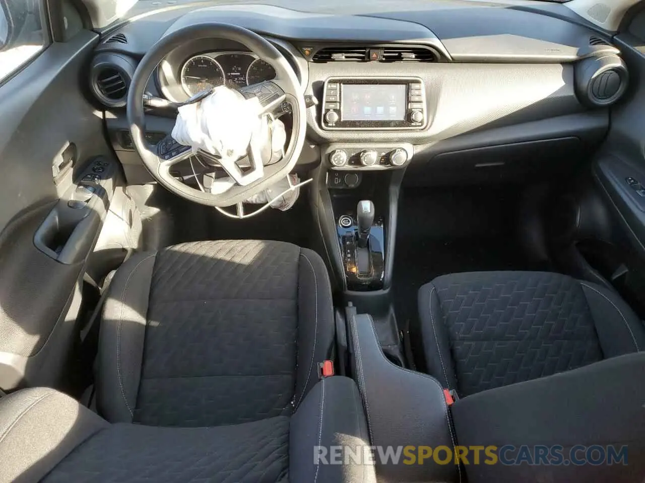 8 fotografías del automóvil dañado 3N1CP5BV7NL480193 NISSAN KICKS 2022