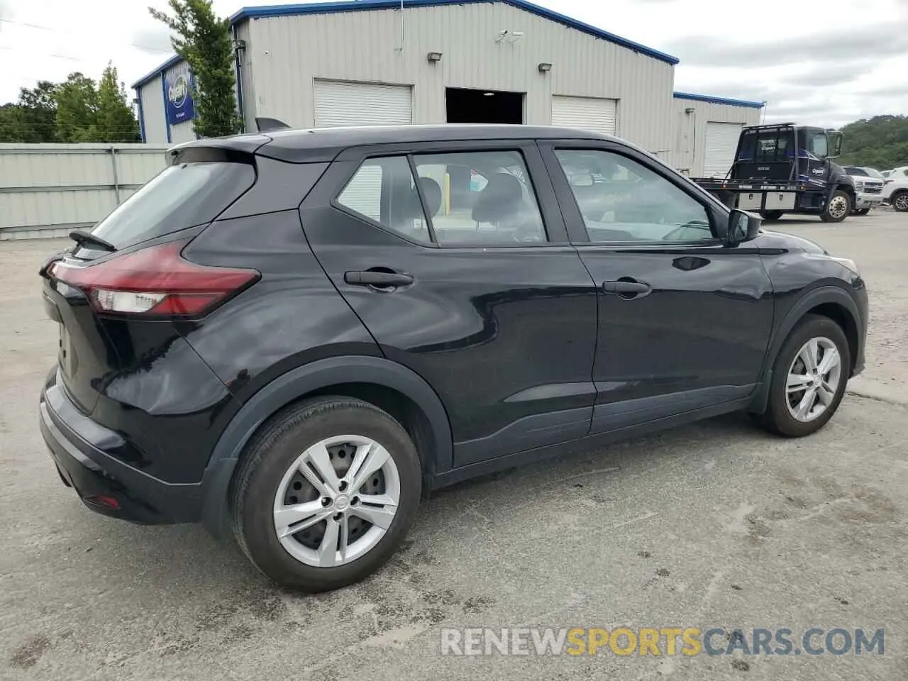 3 fotografías del automóvil dañado 3N1CP5BV7NL482025 NISSAN KICKS 2022
