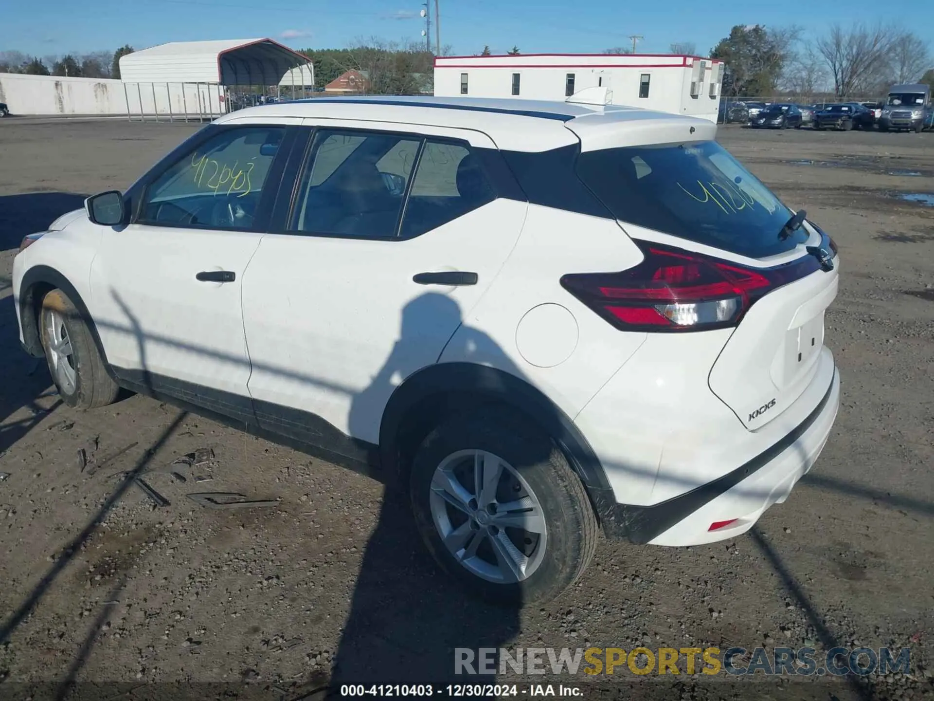 3 fotografías del automóvil dañado 3N1CP5BV7NL493025 NISSAN KICKS 2022