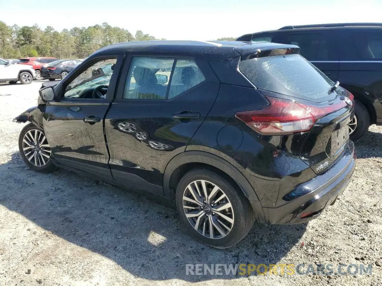 2 fotografías del automóvil dañado 3N1CP5CV2NL523224 NISSAN KICKS 2022