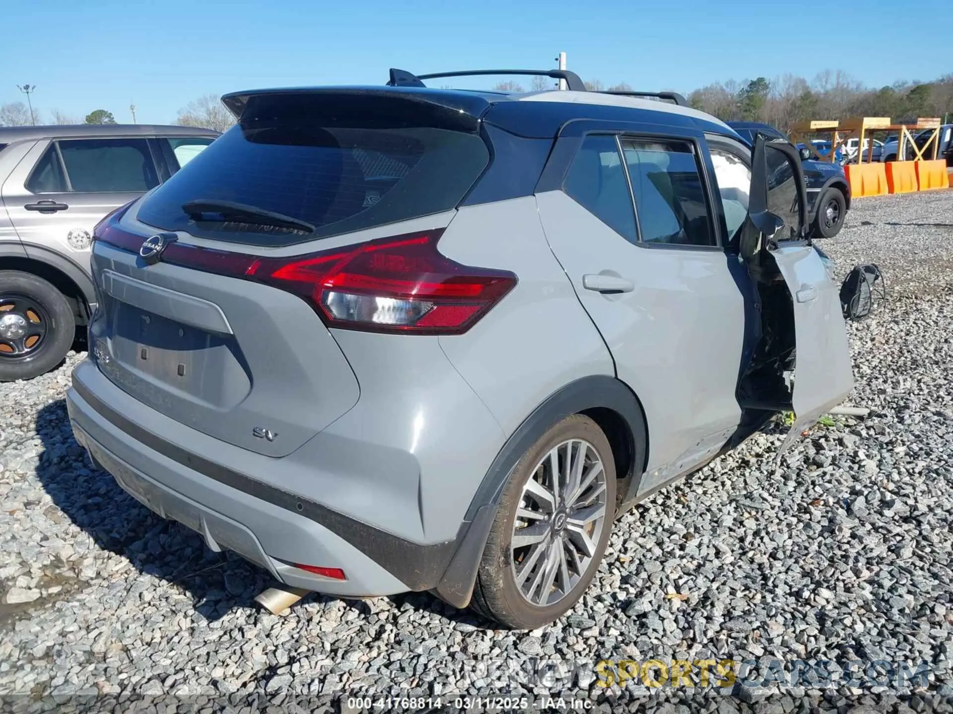 4 fotografías del automóvil dañado 3N1CP5CV4NL490226 NISSAN KICKS 2022