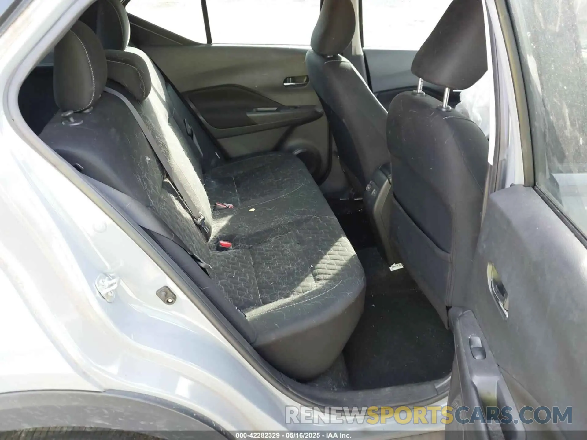 8 fotografías del automóvil dañado 3N1CP5CV4NL509874 NISSAN KICKS 2022