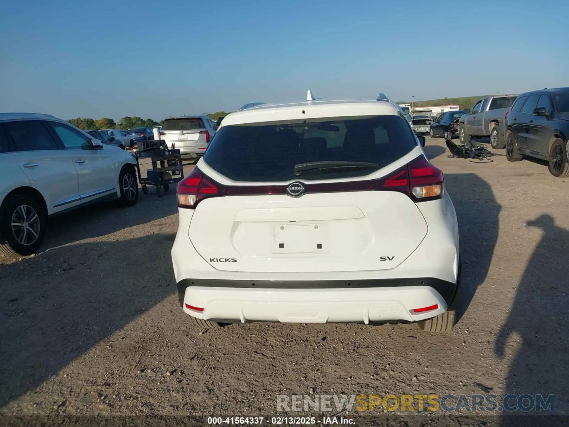 17 fotografías del automóvil dañado 3N1CP5CV4NL511267 NISSAN KICKS 2022