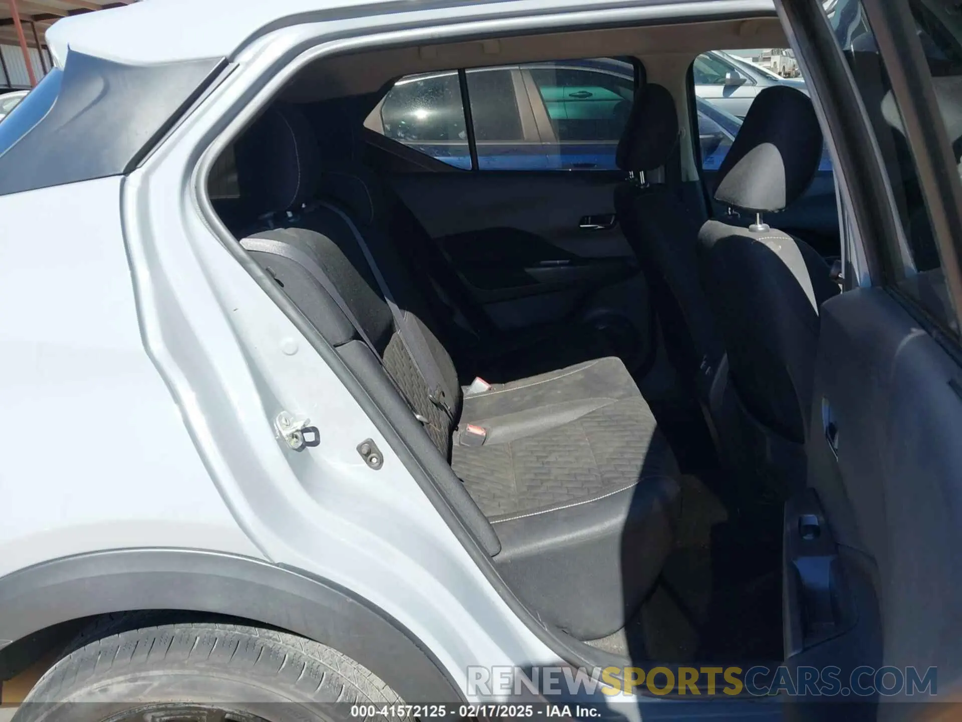 8 fotografías del automóvil dañado 3N1CP5CV9NL507568 NISSAN KICKS 2022