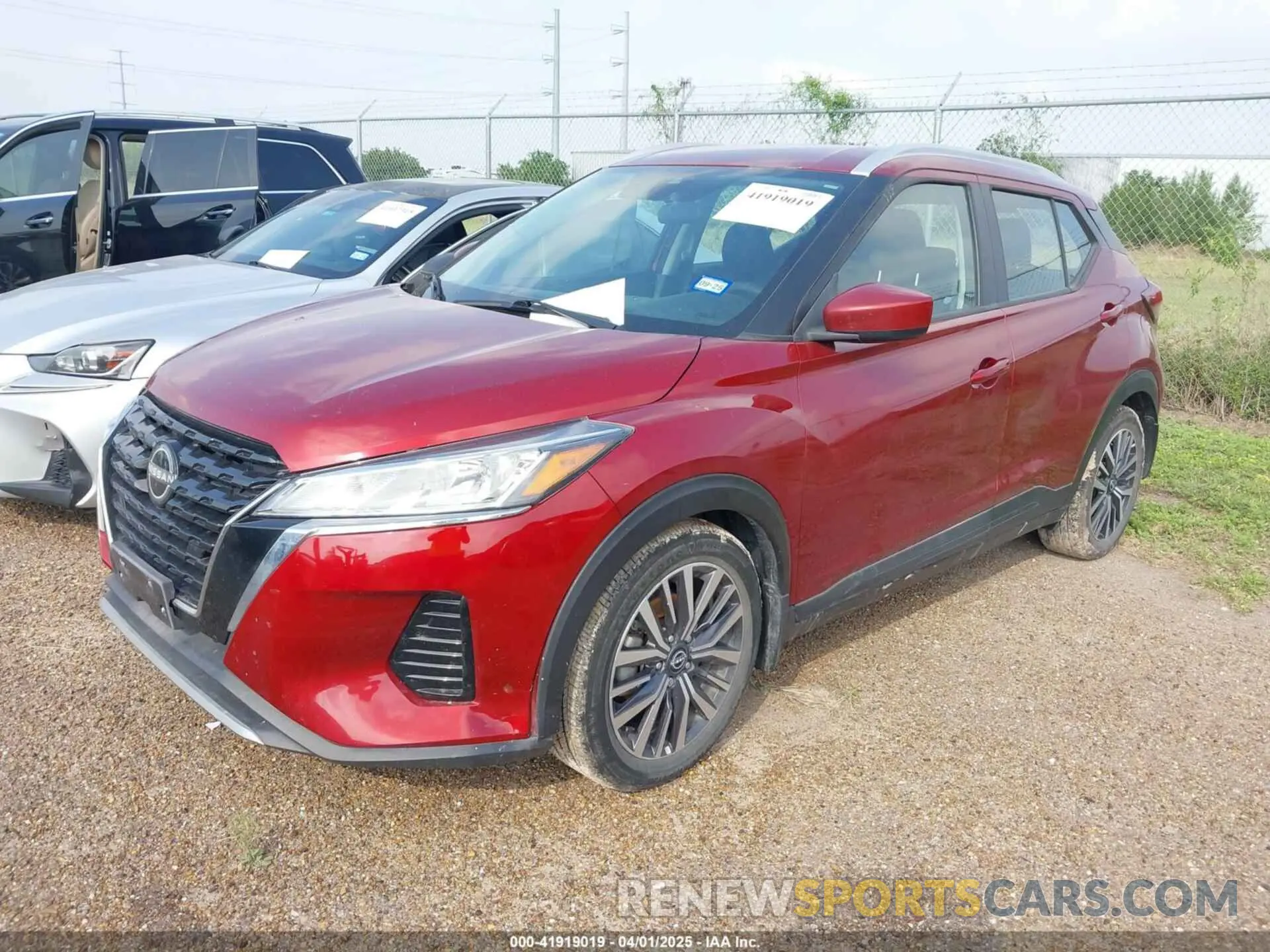 2 fotografías del automóvil dañado 3N1CP5CVXNL478677 NISSAN KICKS 2022
