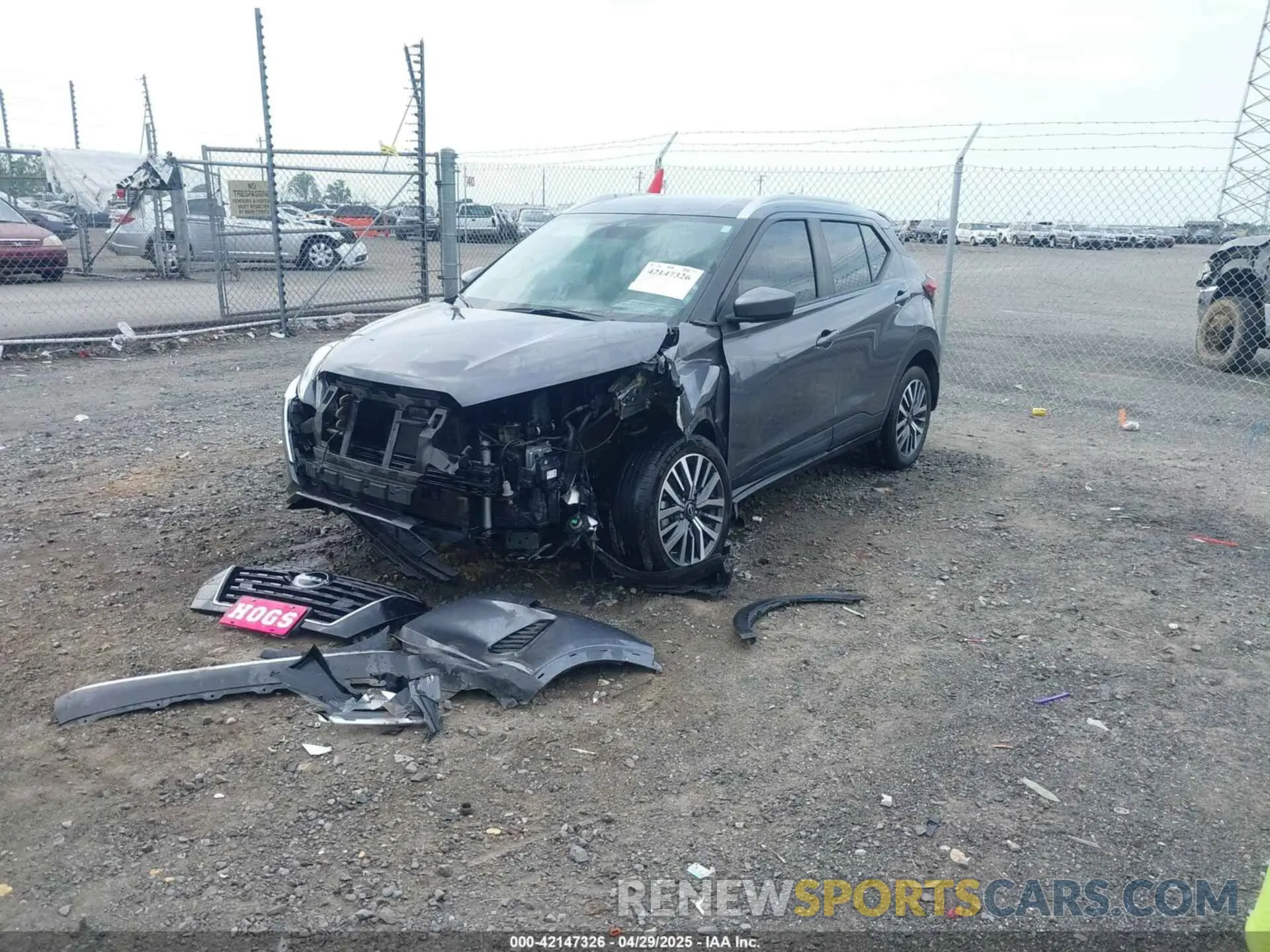 2 fotografías del automóvil dañado 3N1CP5CVXNL510978 NISSAN KICKS 2022