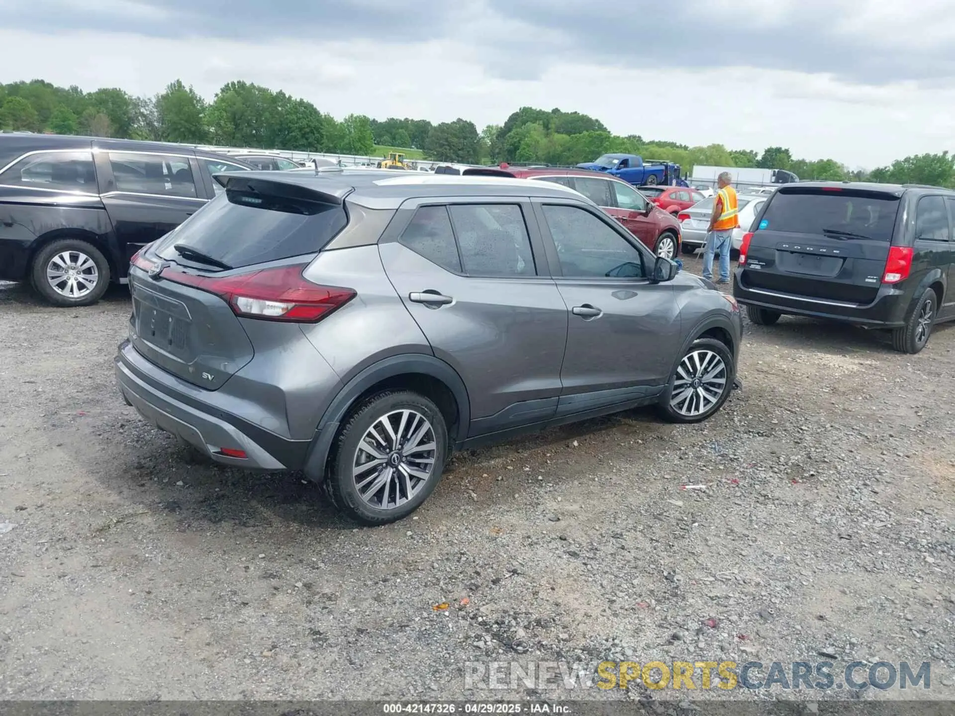 4 fotografías del automóvil dañado 3N1CP5CVXNL510978 NISSAN KICKS 2022