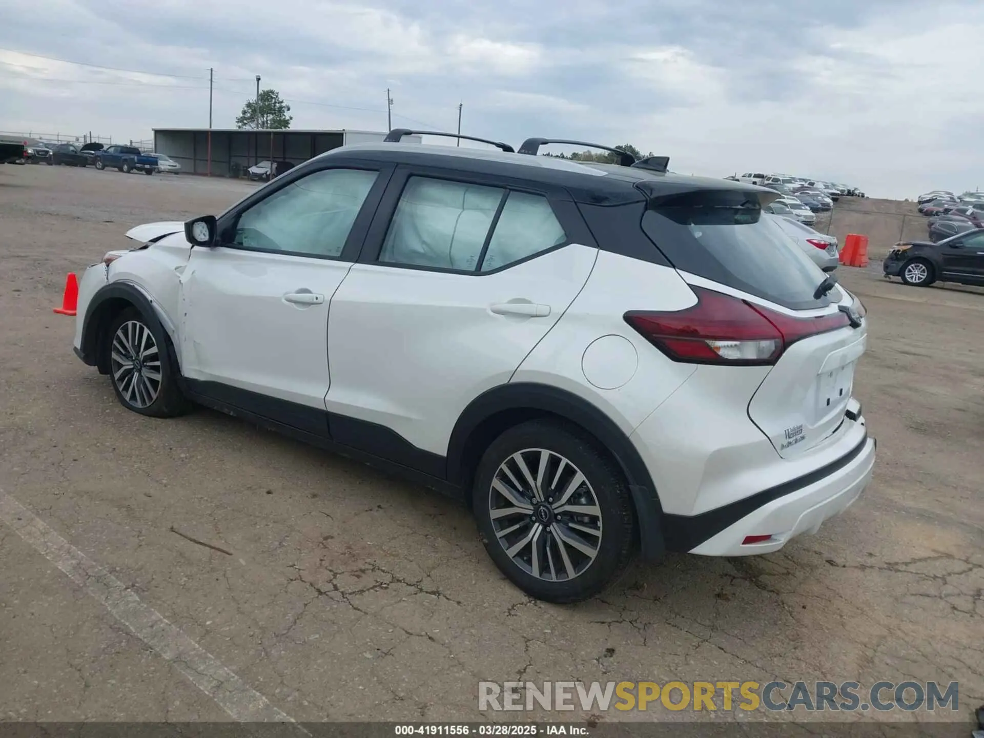 3 fotografías del automóvil dañado 3N1CP5CVXNL528610 NISSAN KICKS 2022