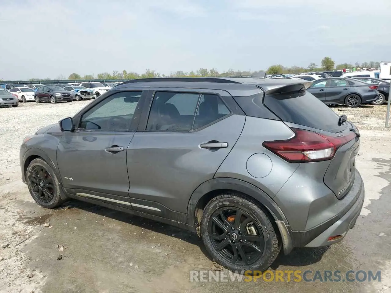 2 fotografías del automóvil dañado 3N1CP5DV0NL501723 NISSAN KICKS 2022