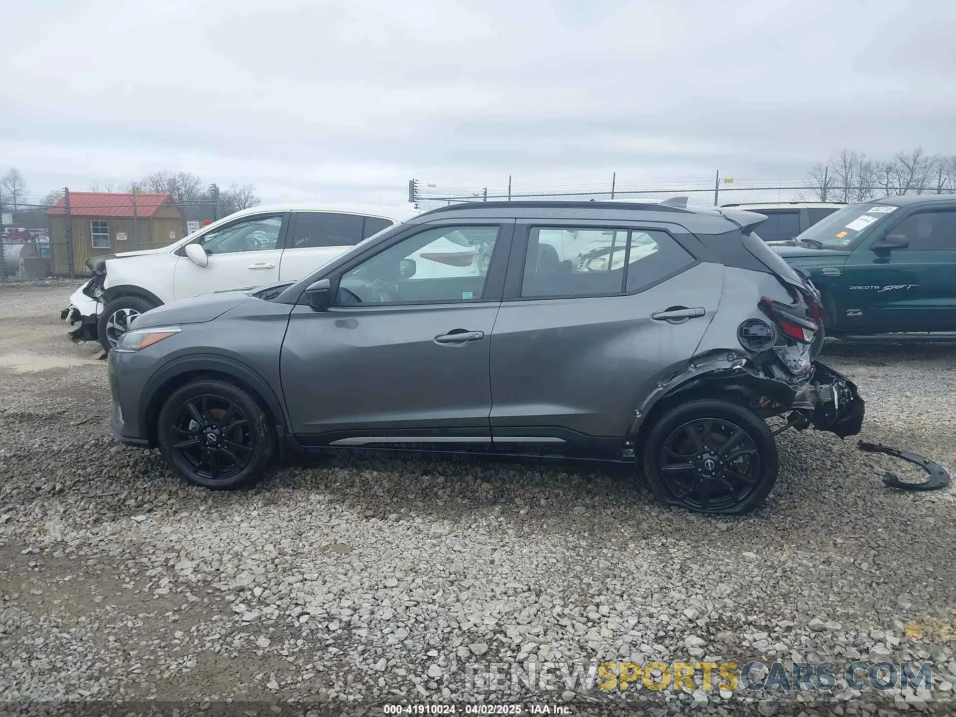 15 fotografías del automóvil dañado 3N1CP5DV7NL505476 NISSAN KICKS 2022